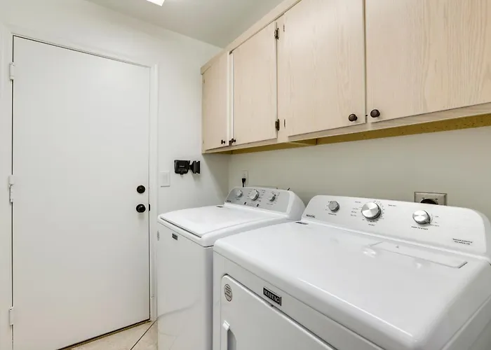 Upscale Golfer's Oasis W/ Pool & In Holiday home *