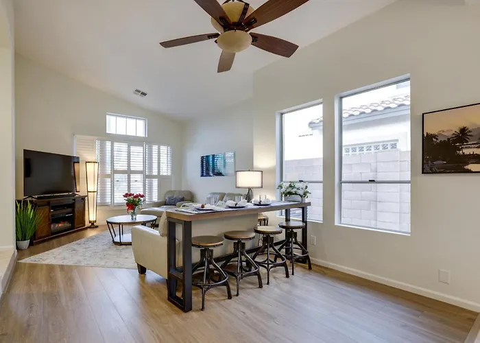 Upscale Golfer's Oasis W/ Pool & In Holiday home