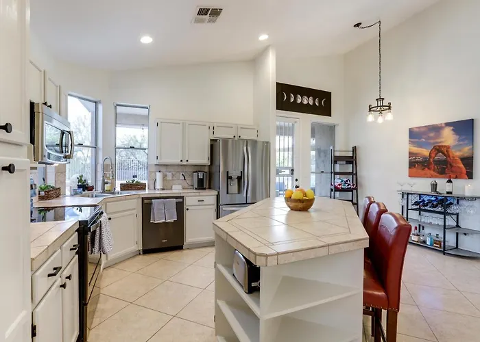 Holiday home Upscale Golfer's Oasis W/ Pool & In Cave Creek